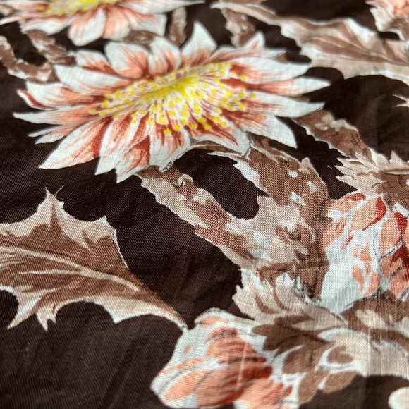 Cactus Flower Kerchief - Picture 5 of 8